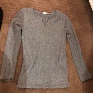 Gray Long Sleeve V Neck w/ Flannel Material